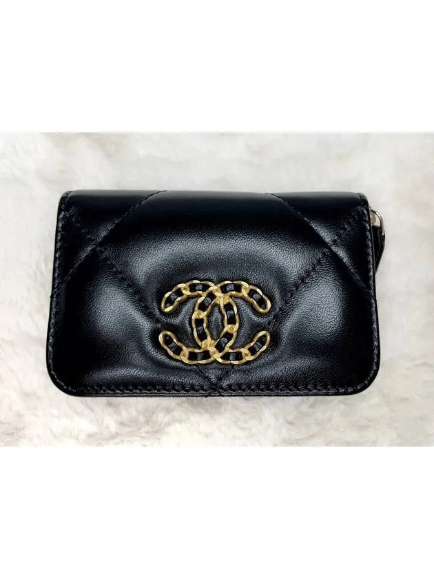 19 CC Logo Zip Around Lambskin Card Wallet Black Chanel