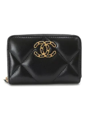 19 CC Logo Zip Around Lambskin Card Wallet Black Chanel
