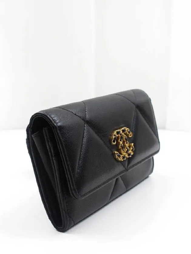 19 flap medium wallet lambskin black gold plated 30th unit AP0953 Chanel