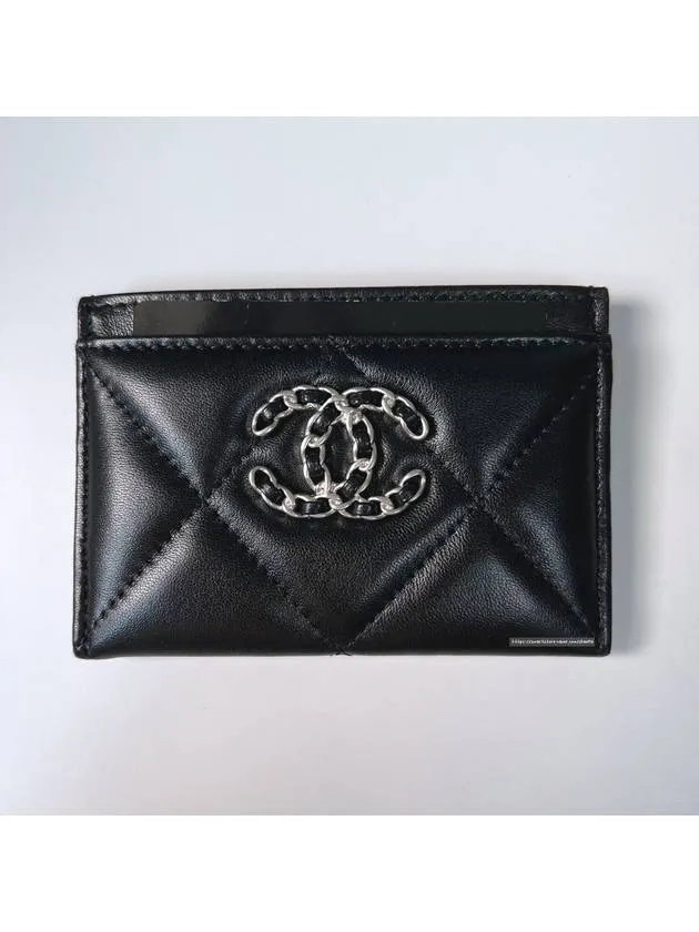 19 Logo Chain Quilted Lambskin Card Wallet Black Chanel