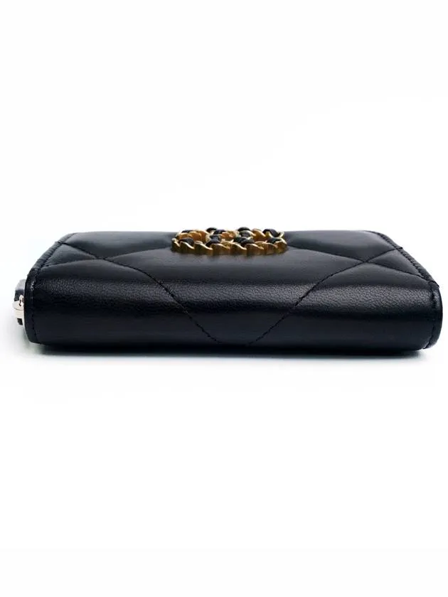 19 Zip Around Lambskin Card Wallet Black Chanel