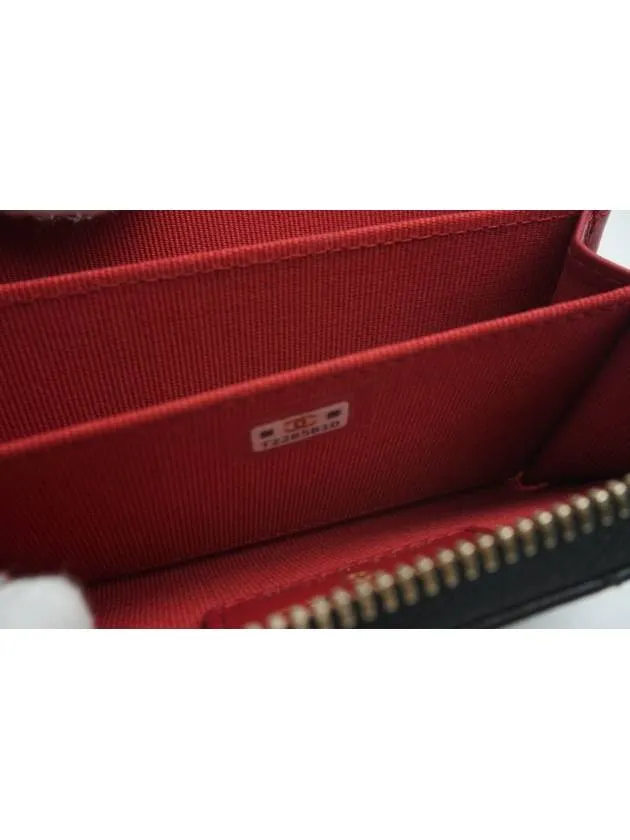 19 Zip Around Lambskin Card Wallet Black Chanel