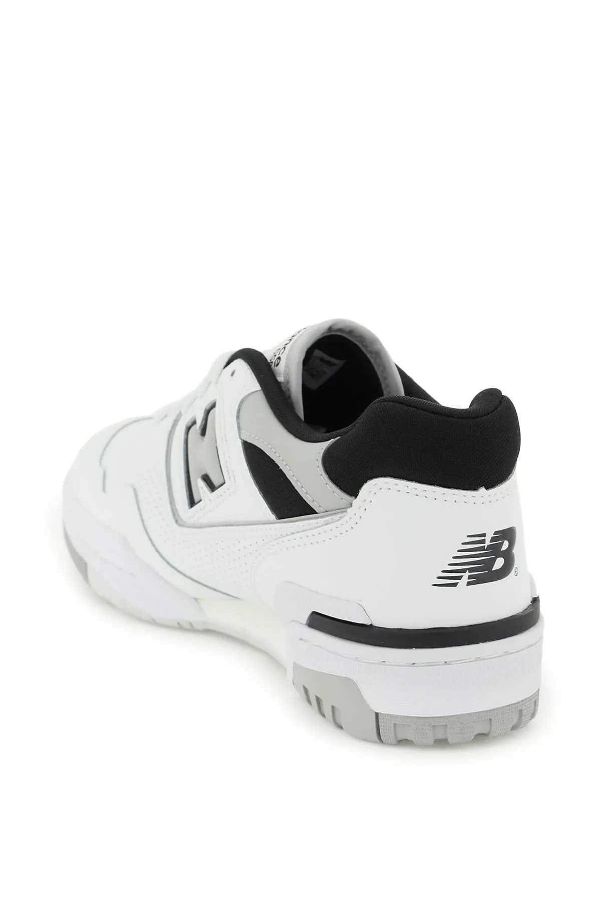 550 SNEAKERS