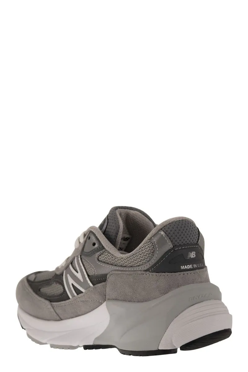 990 - SNEAKERS