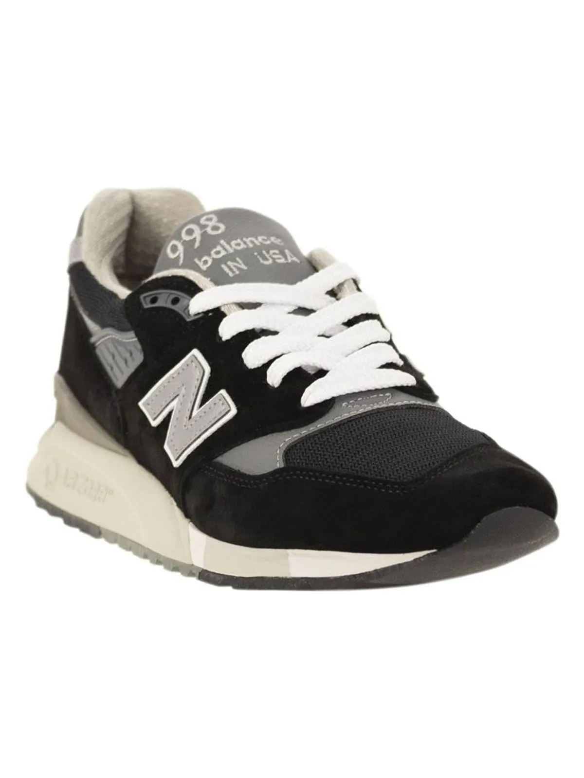 998 - SNEAKERS