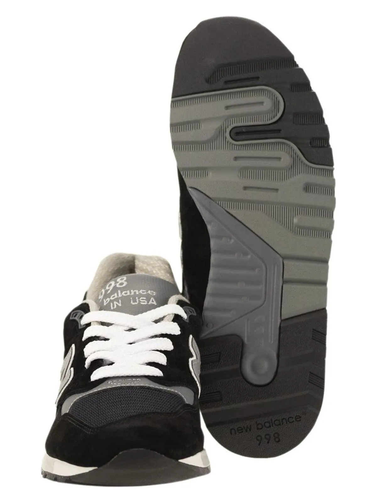 998 - SNEAKERS