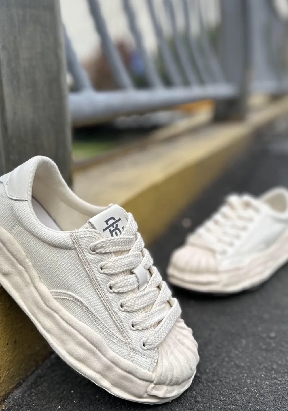 TRUMPPIPEMelted Shell-Toe Sneakers
